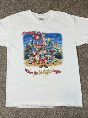 Vintage Disneyland Resort Short Sleeve Tee Colorful Sparkle Characters Graphic